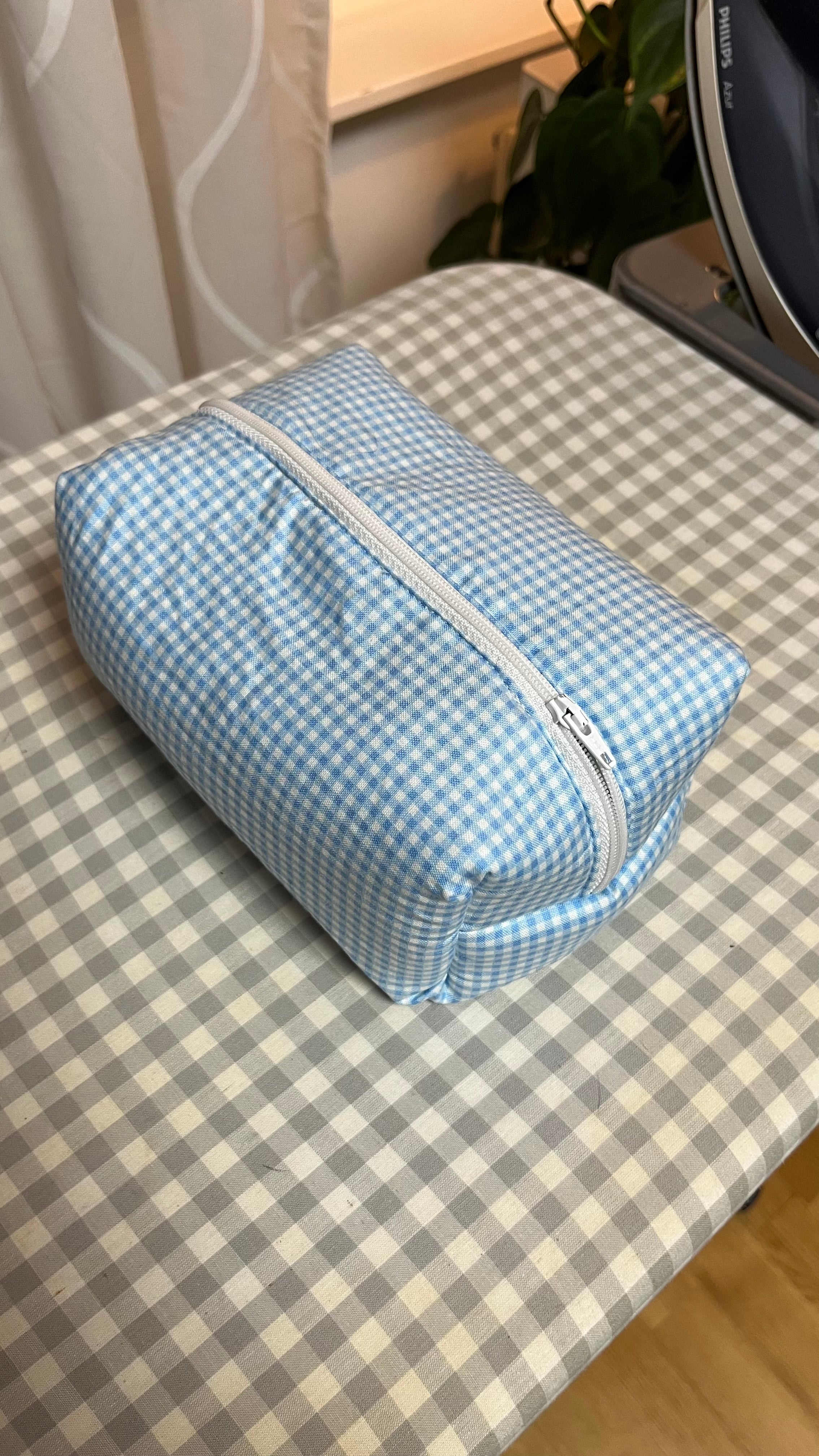 Make-Up Bag Medium