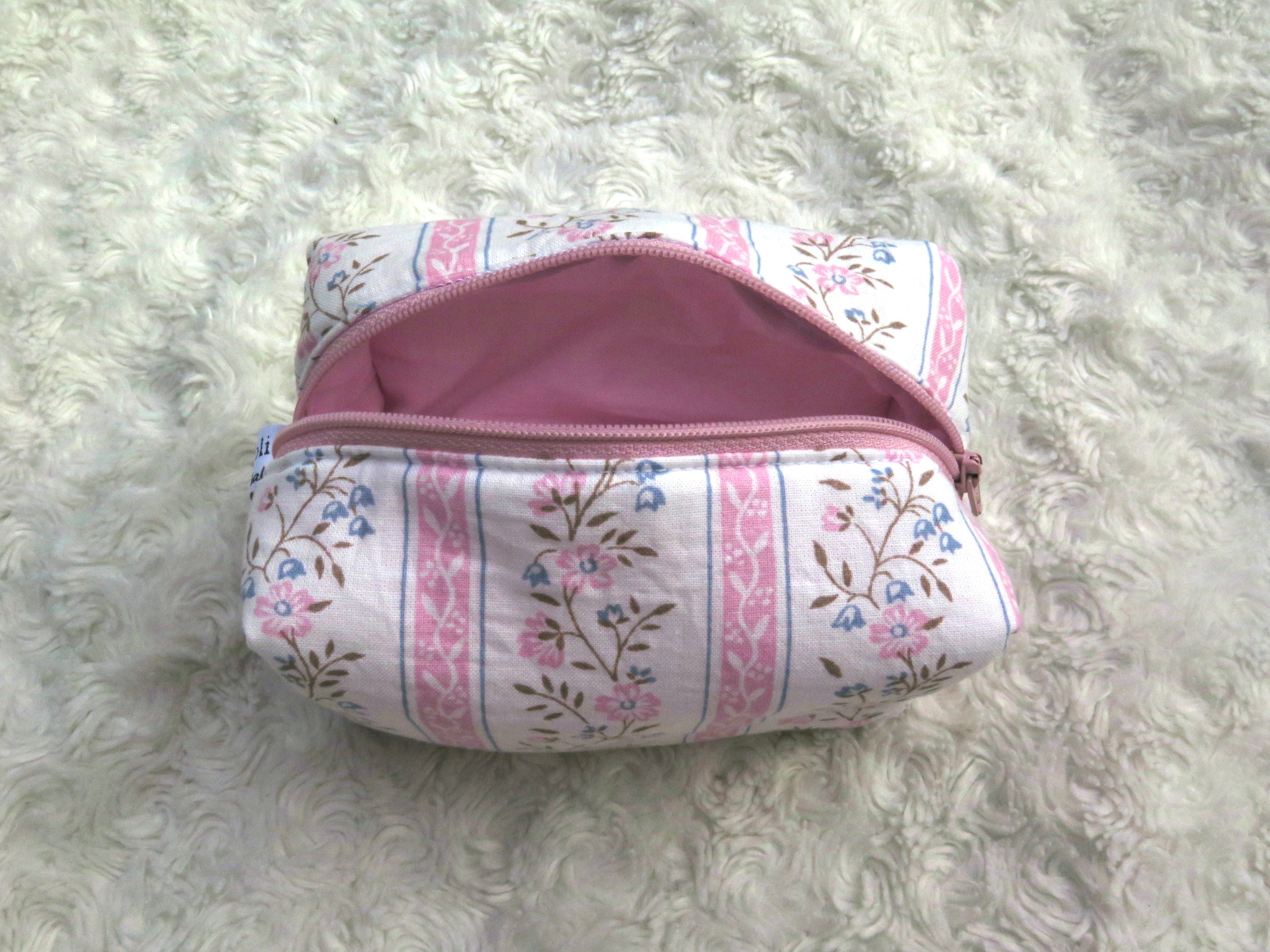 Make-Up Bag Medium